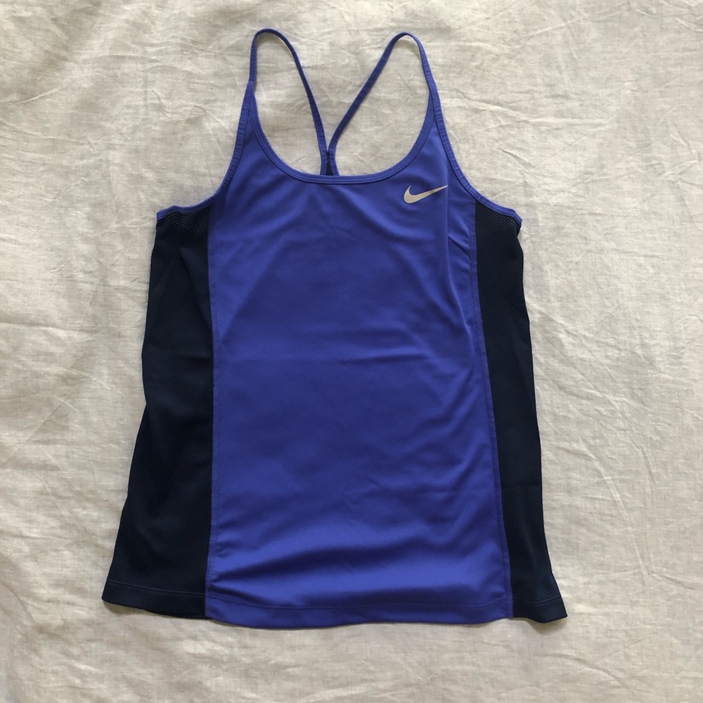 Nike tank